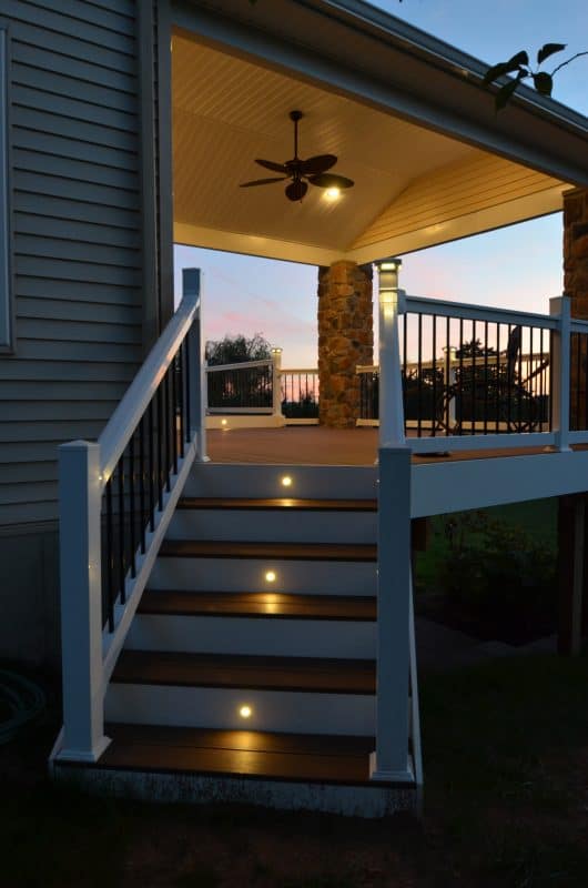 petroleum prik offentliggøre Choosing the Right Deck Lighting | Breyer Construction