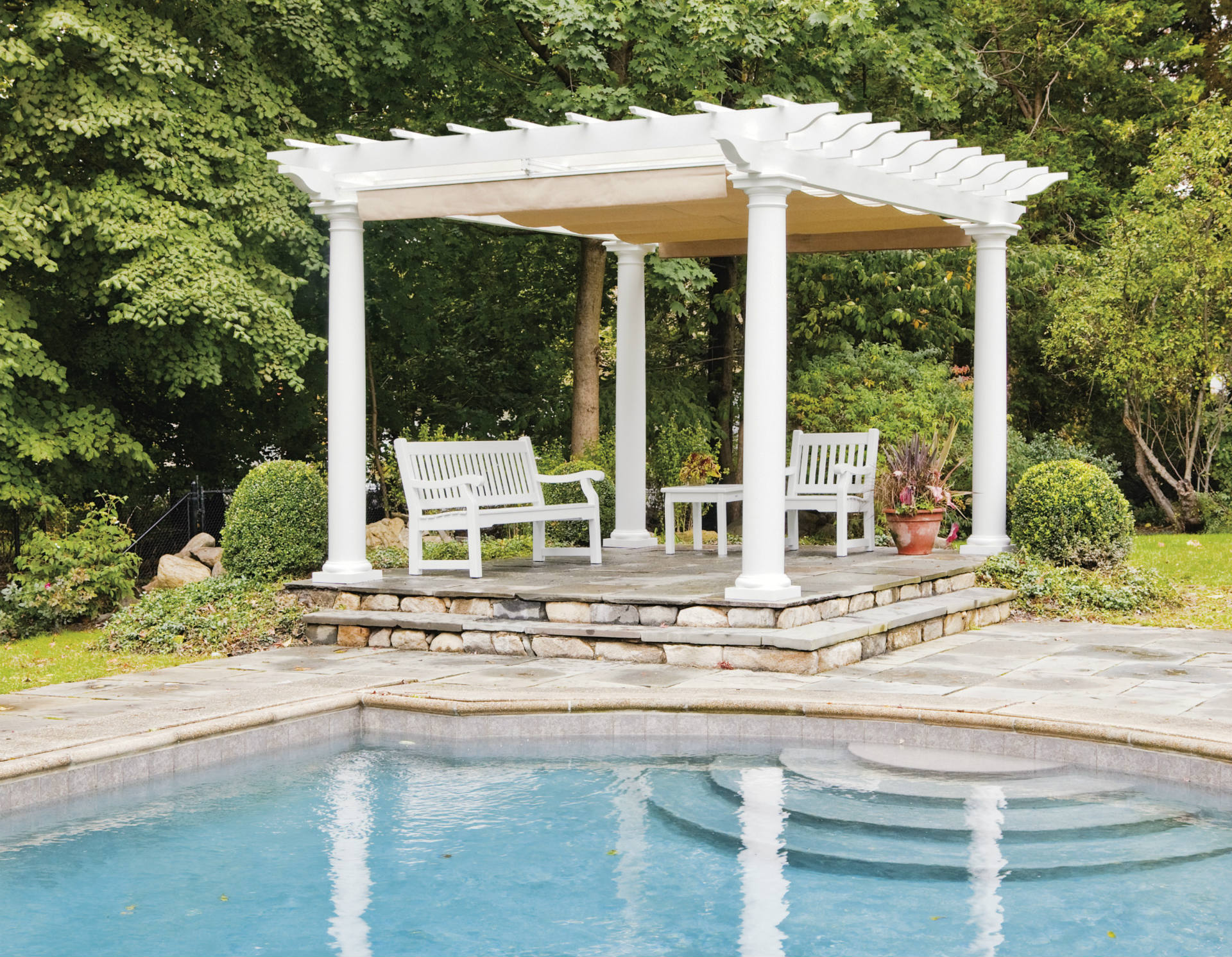 pergolapool Breyer Construction